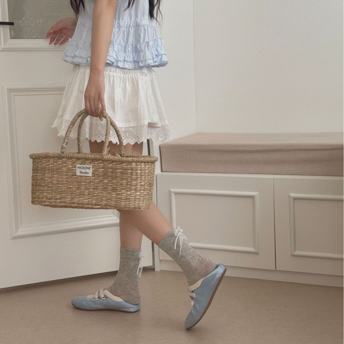 Summer Thin Boneless Ballet Style Japanese Girl Lace Bow Ribbon Mid-Tube Socks for Women