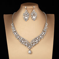 X001 Silver White Necklace