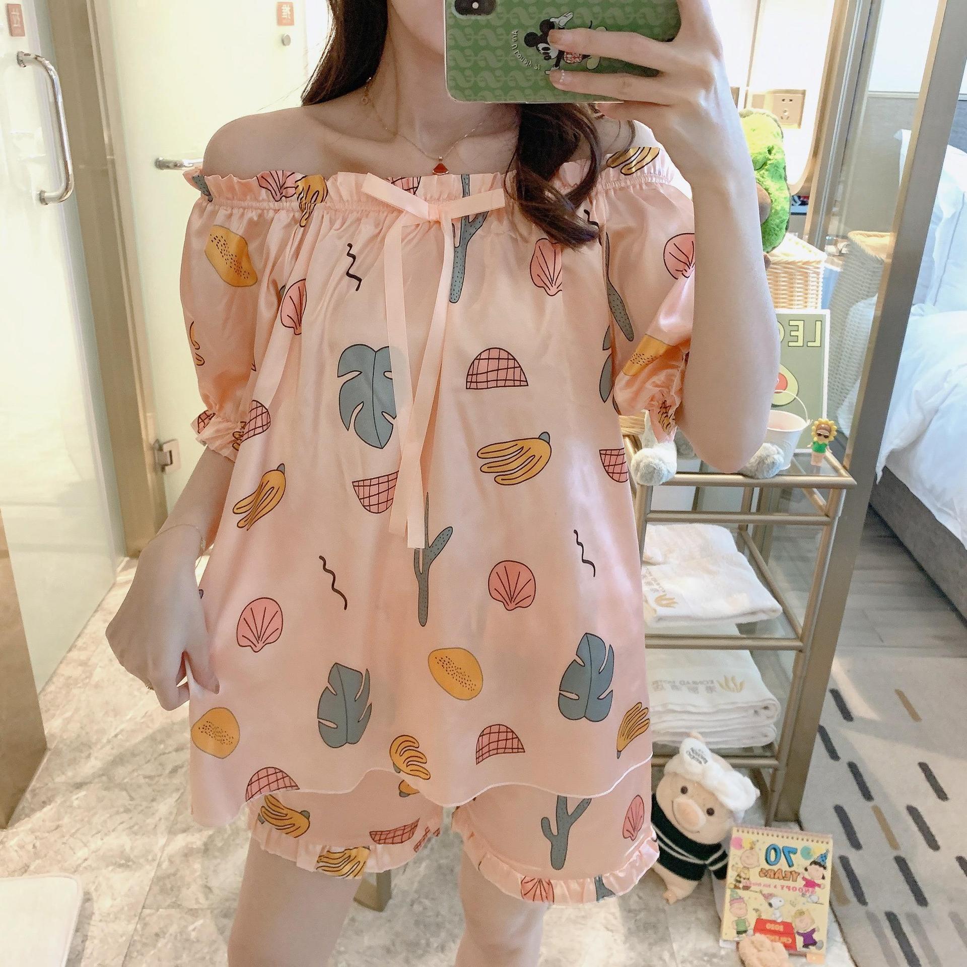 Women's Lightweight Two-Piece Short-Sleeved Pajama Set