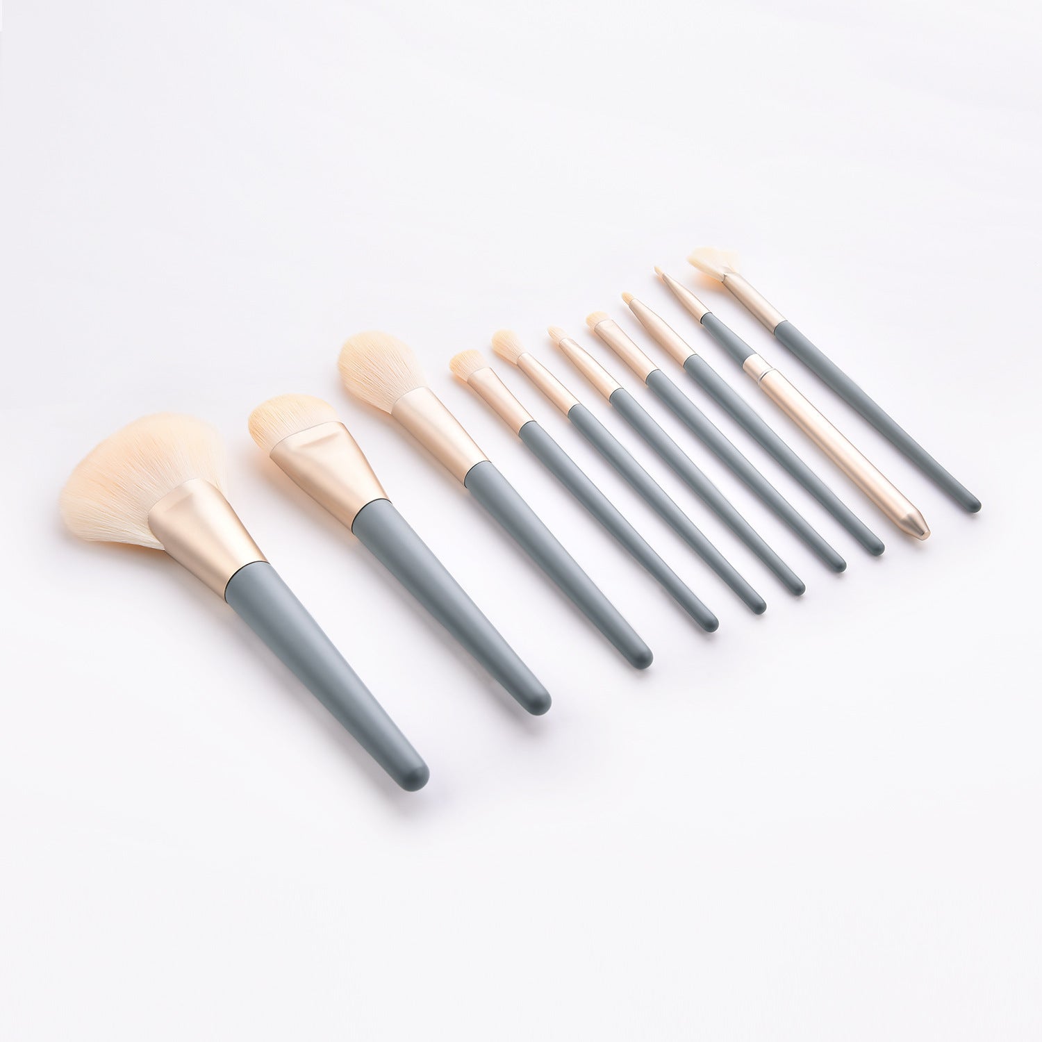 10-Piece Professional Makeup Brush Set with Wooden Handles & Nylon Bristles