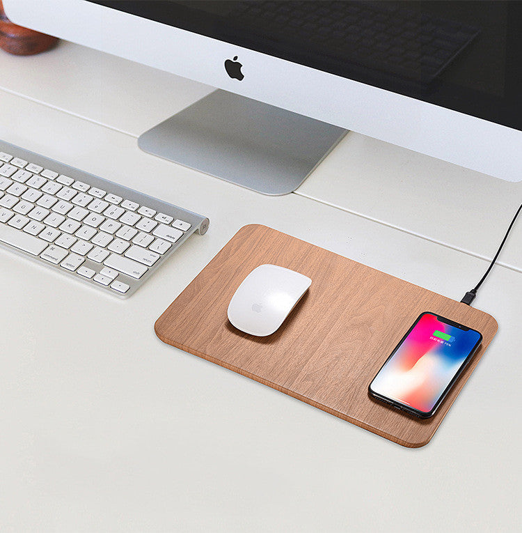 Wooden Wireless Charger – 15W Qi Fast Charging Pad, USB-C, Case-Friendly (Walnut/Bamboo)