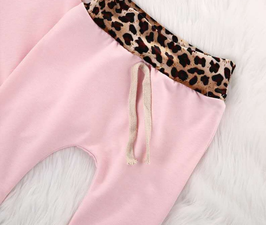 Cross-border special offer ins explosion children's clothing Amazon Europe and the United States children's clothing AliExpress ebay explosion models Leopard two-piece