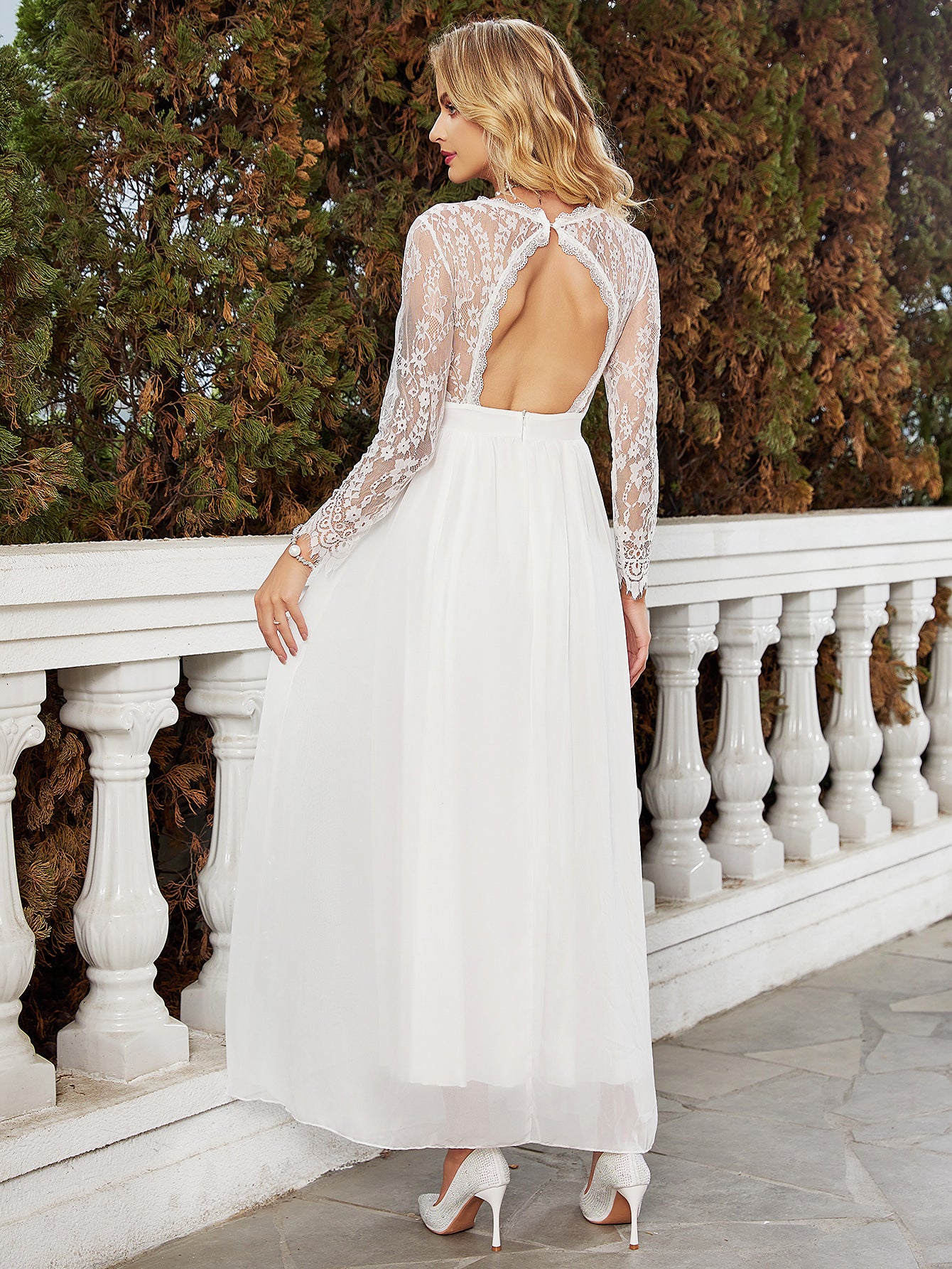 Slim White Wedding Lace V-neck Fashion Dress