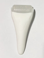 White Handle White Pearl