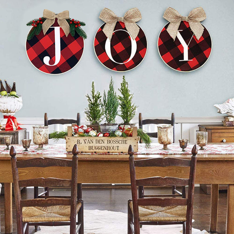 Handcrafted Red and Black Plaid Cloth Christmas Wreath Garland