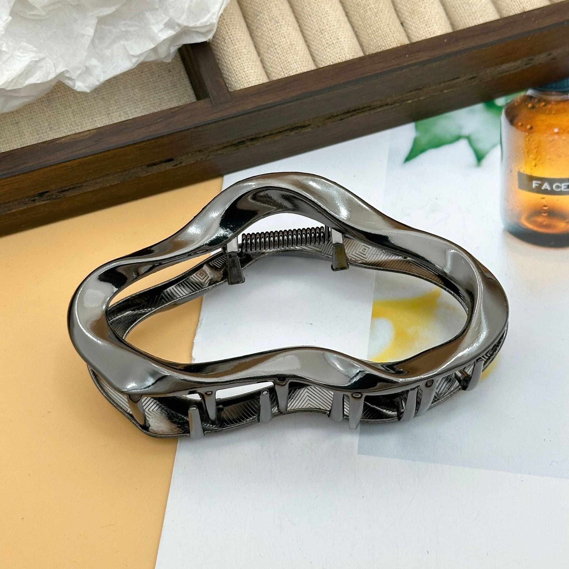 Irregular Clouds Grip Liquid Lines Niche Metal Barrettes