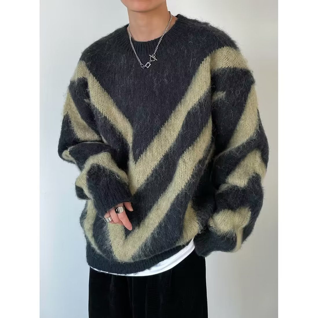 Men’s Loose Fit Lamb Wool Stand Collar Cotton-Padded Winter Jacket