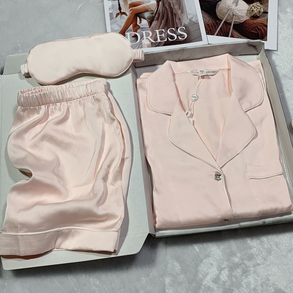 Short-sleeved Solid Color Loungewear Silk Two-piece Set