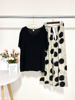 Black T 03 Polka Dot
