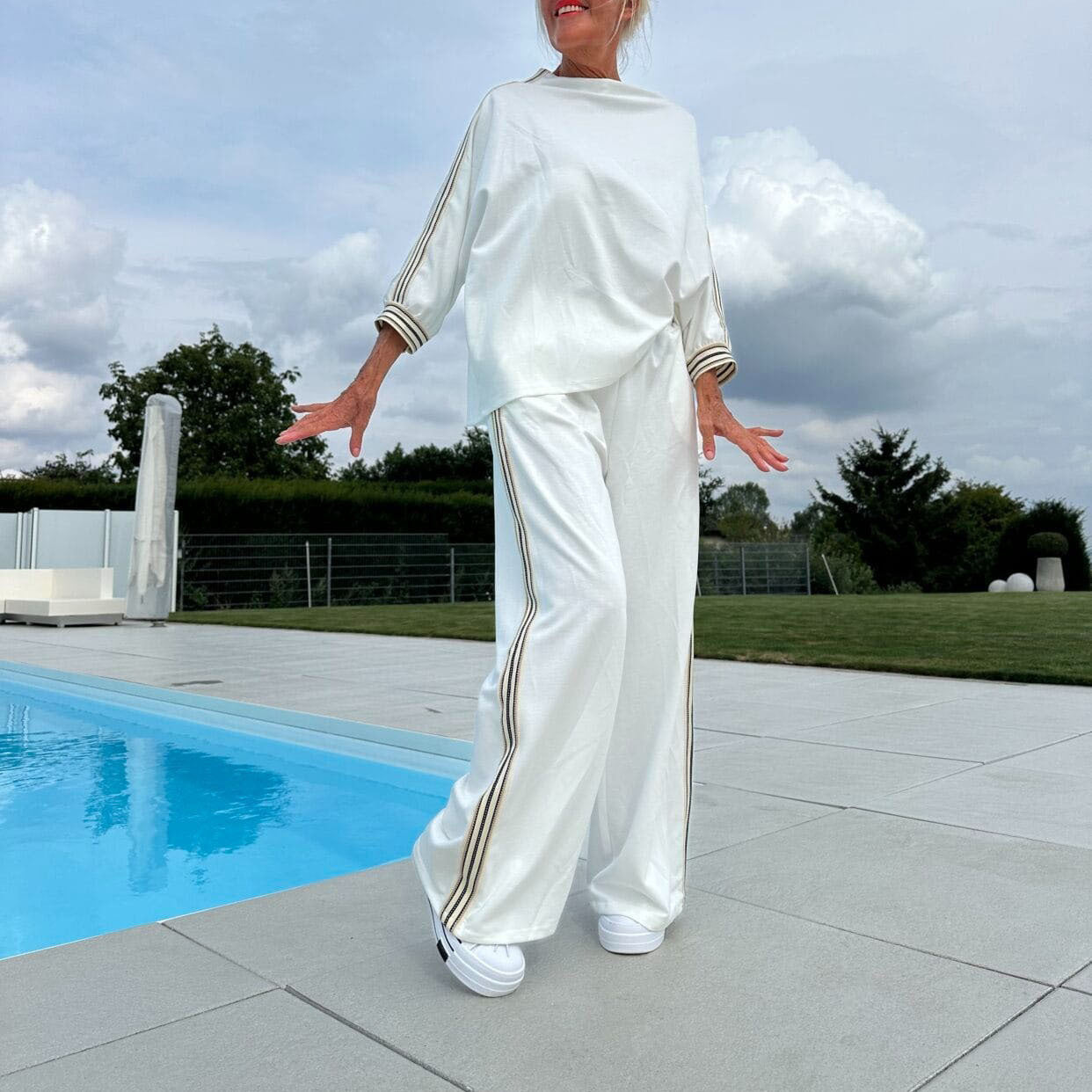 Unisex Loose Polyester Casual Suit Set With Solid Color