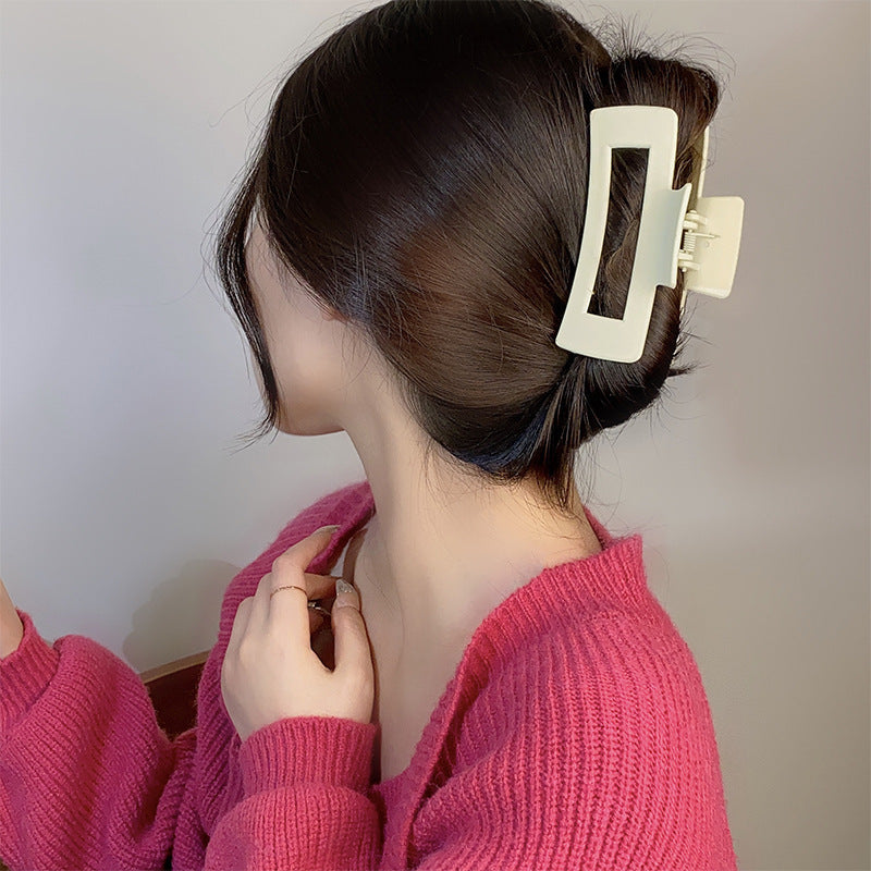 Women's Simple And Versatile Solid Color Grip Clip