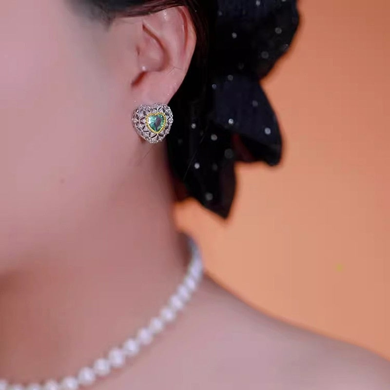 Women's Heart Shaped Stud Earrings Natural Zircon Gold
