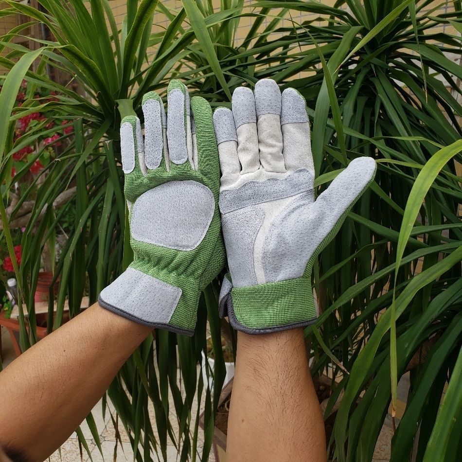 Outdoor Sports Gloves – Durable Composite Fabric in Multiple Colors
