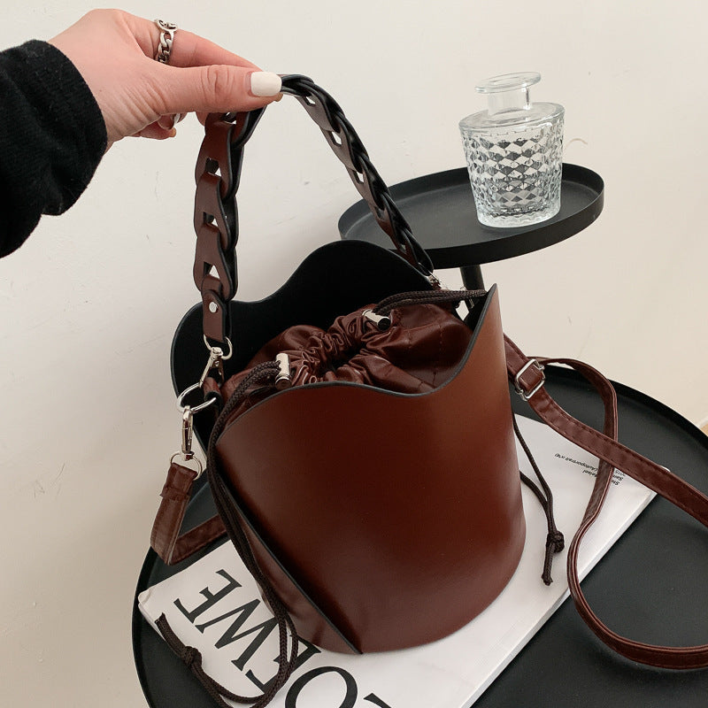 Autumn And Winter New Trendy Fashion Simple Bag Texture One-shoulder Diagonal Bucket Bag