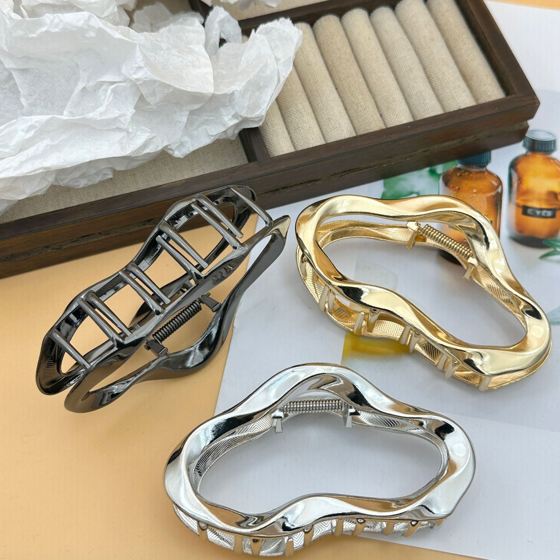 Irregular Clouds Grip Liquid Lines Niche Metal Barrettes