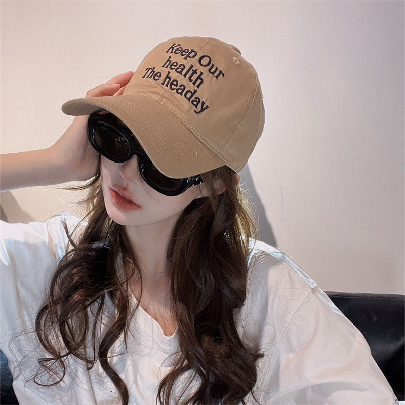 Women's Simple Fashion Personality English Letters Peaked Cap