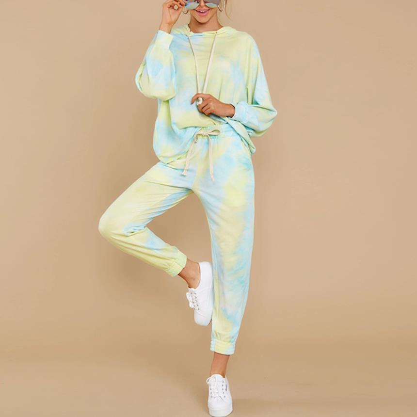 Women's Relaxed Fit Printed Sweater Set Poly Blend Pink