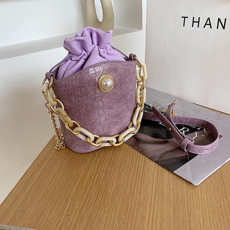 Pearl Chain Portable Bucket Bag