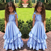 Solid color sleeveless dress