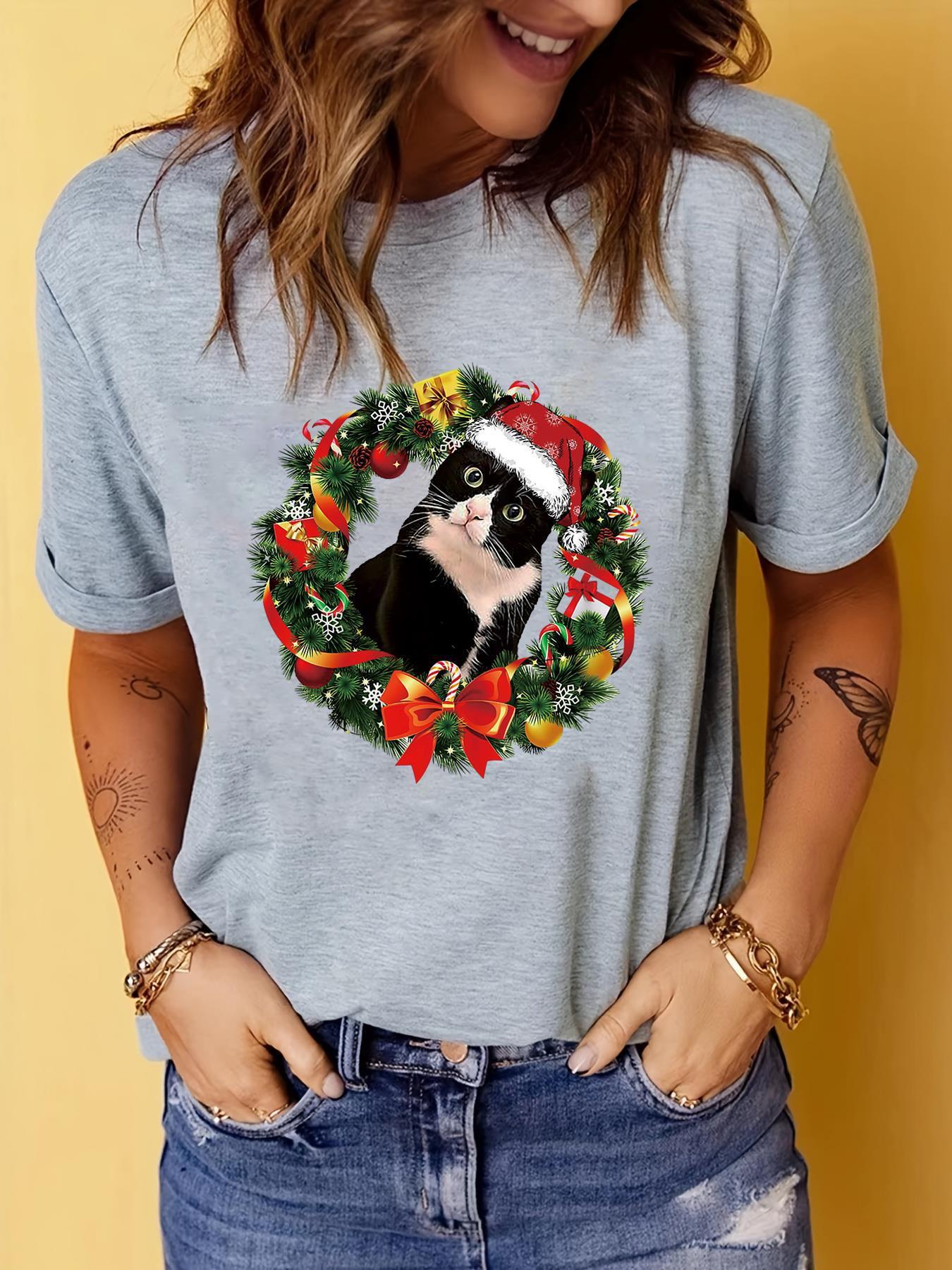 Funny Tuxedo Cat Christmas Wreath Ornament Top
