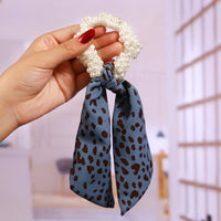 Leopard flower blue