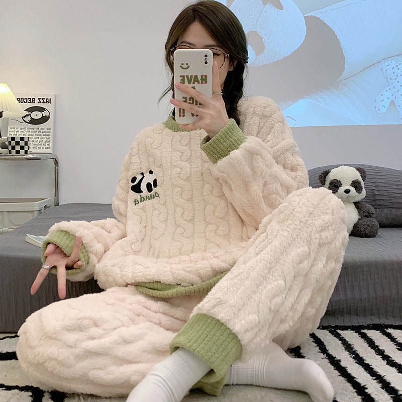 Women's Plush Fleece Pajamas Cartoon Print Relaxed Fit
