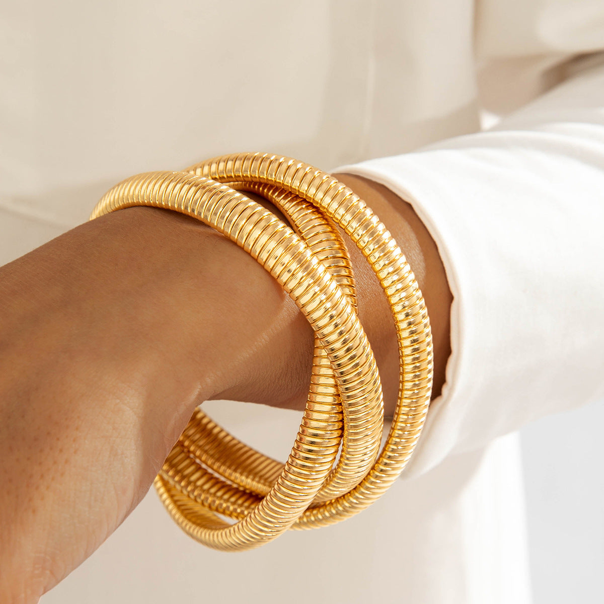 Unisex Punk Iron Bracelet – Multi-Layer Open Geometric Design
