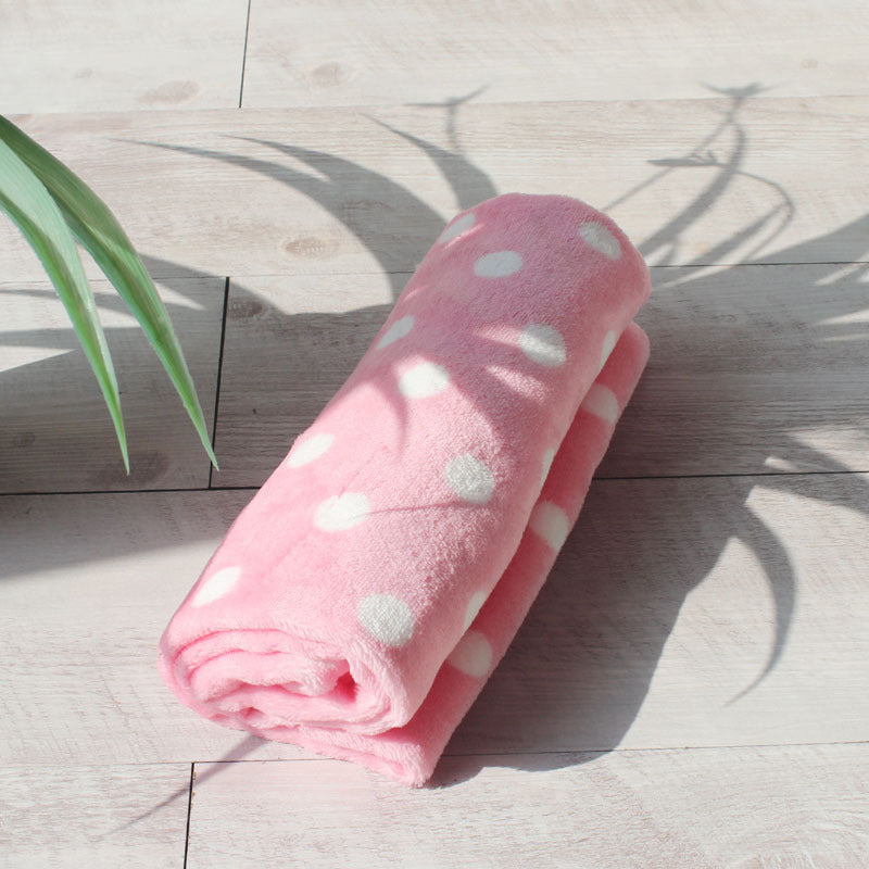 Soft and Practical Pet Blanket Quilt for Dogs and Cats