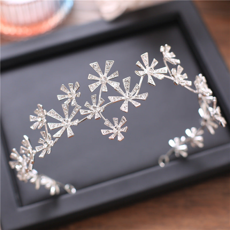 European Sweet Bride Wedding Hair Headdress with Rhinestone and Diamond Accents – Snow-Inspired Bridal Hair Accessory
