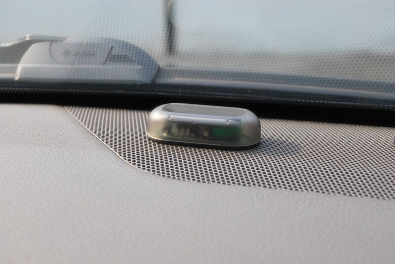 Solar Anti-Theft Warning Light – Simulation LED Flashing Car Security Lamp