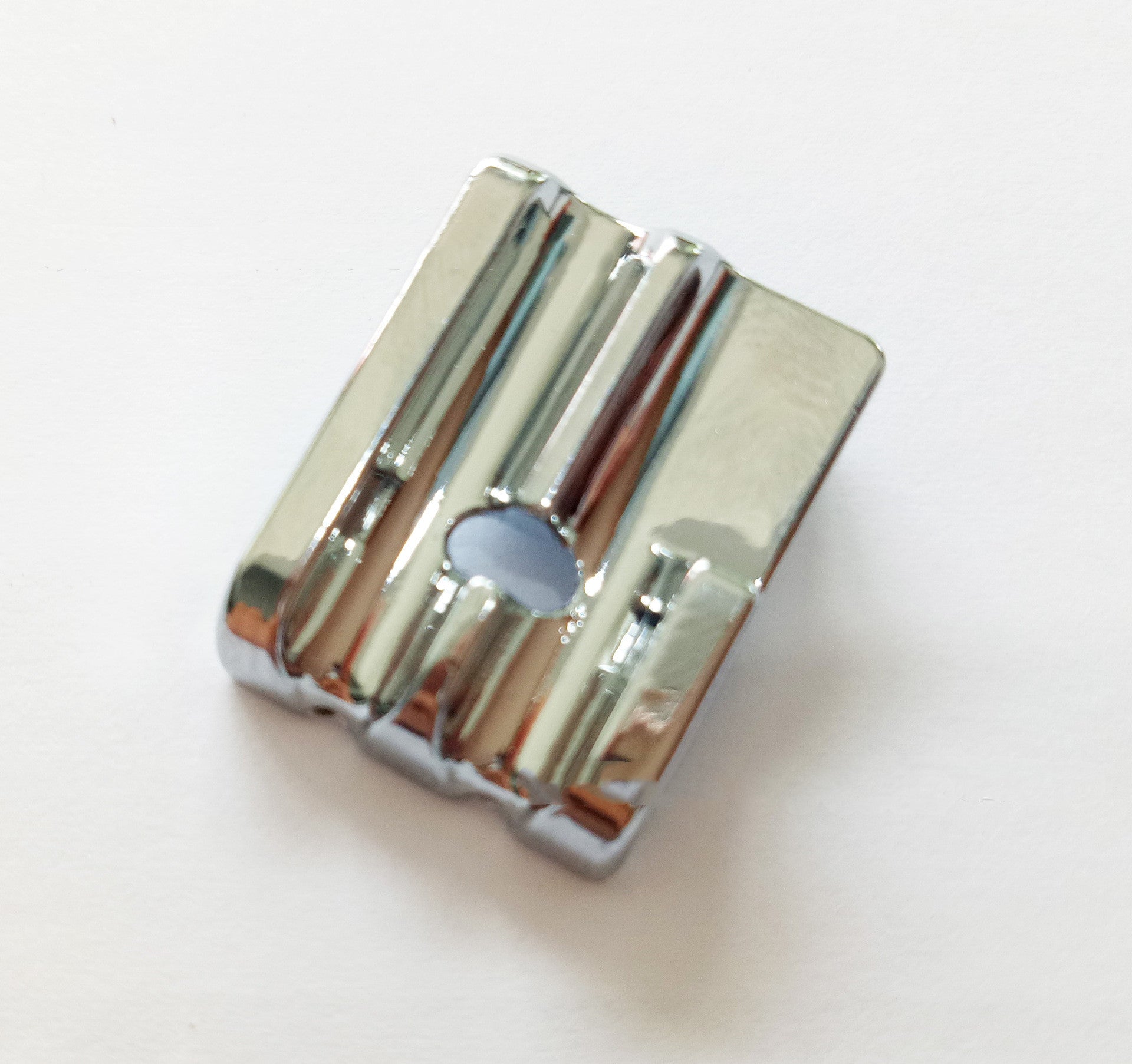 Multifunctional Sewing Machine Presser Foot – Versatile Sewing Accessory