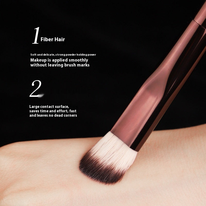 Professional Concealer Brush – Long Metal Handle with Soft Artificial Fiber Bristles