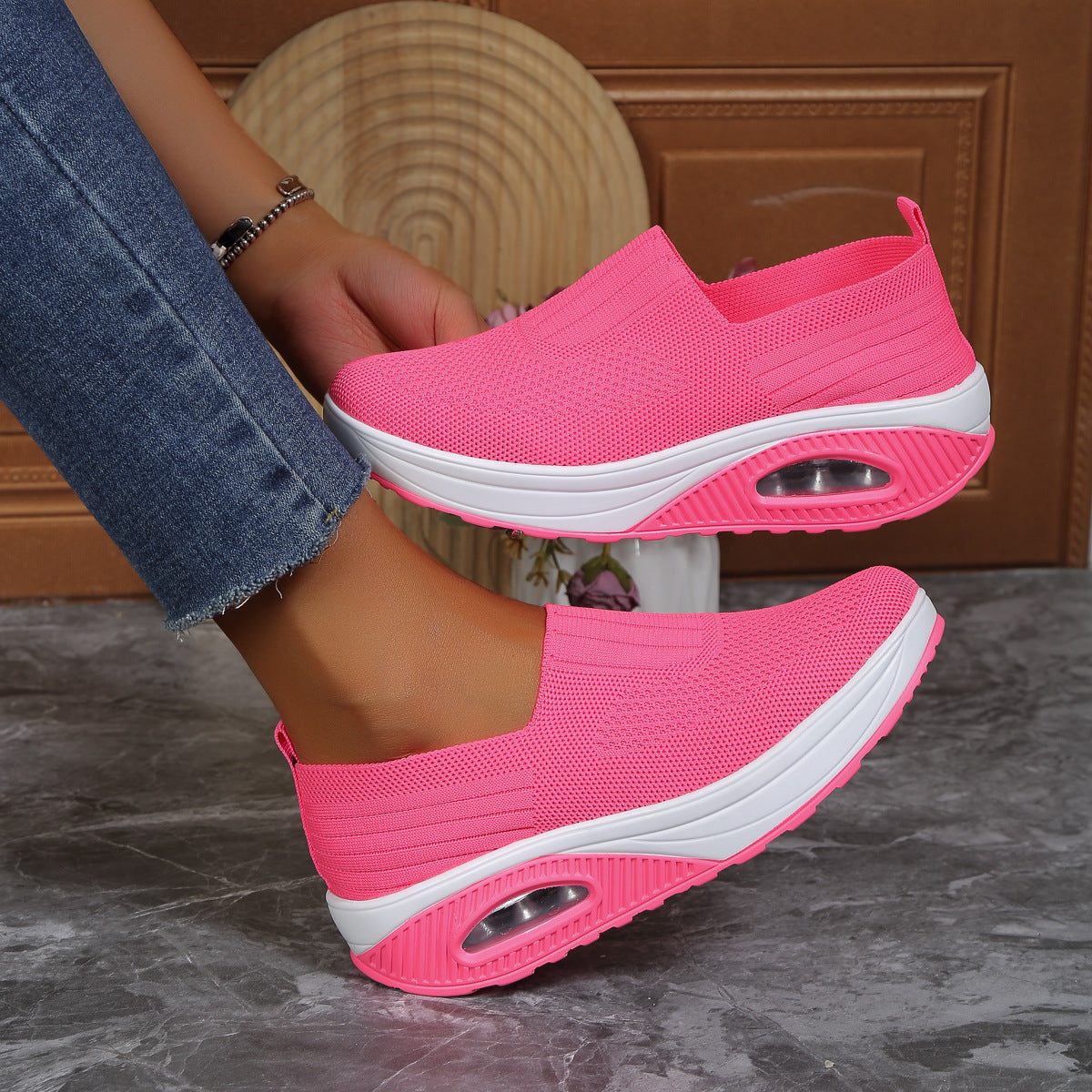 New Women's Leisure Sports Air Cushion Non-slip Flying Woven Women's Shoes
