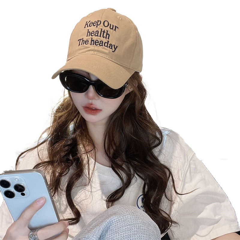 Women's Simple Fashion Personality English Letters Peaked Cap