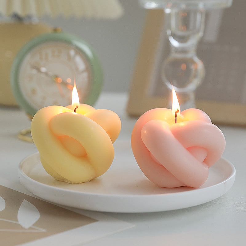 Three - Dimensional Knot Aromatherapy Candle Ornament