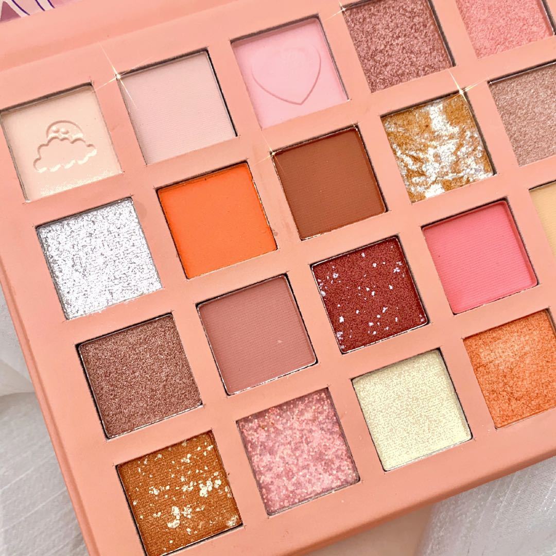 New 24 Colors Strawberry Girl Eyeshadow Palette Glitter