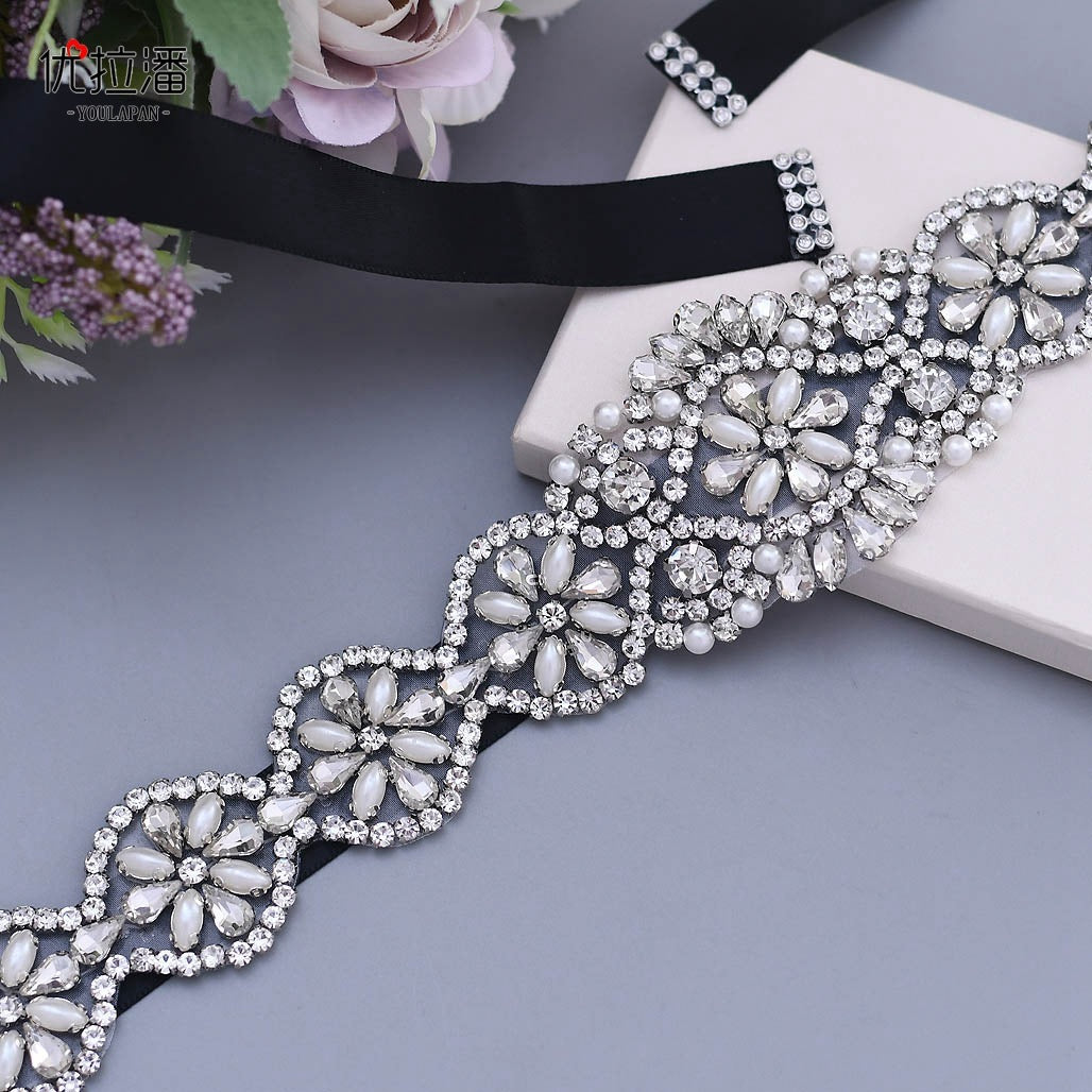 Elegant Bridal Wedding Belt with Rhinestone Decoration