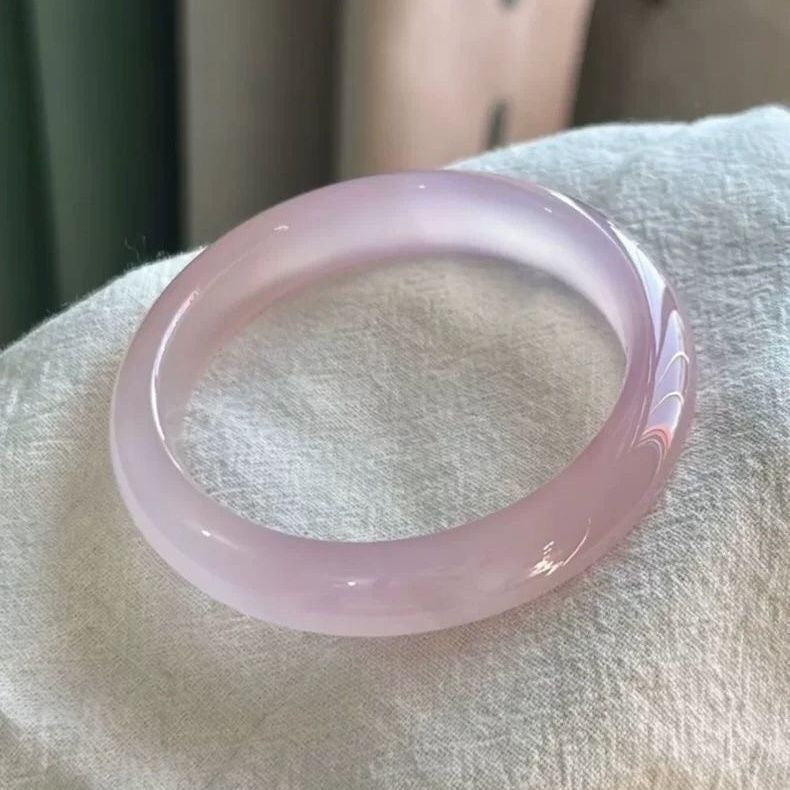 Natural Agate Cherry Blossom Powder Jade Bracelet