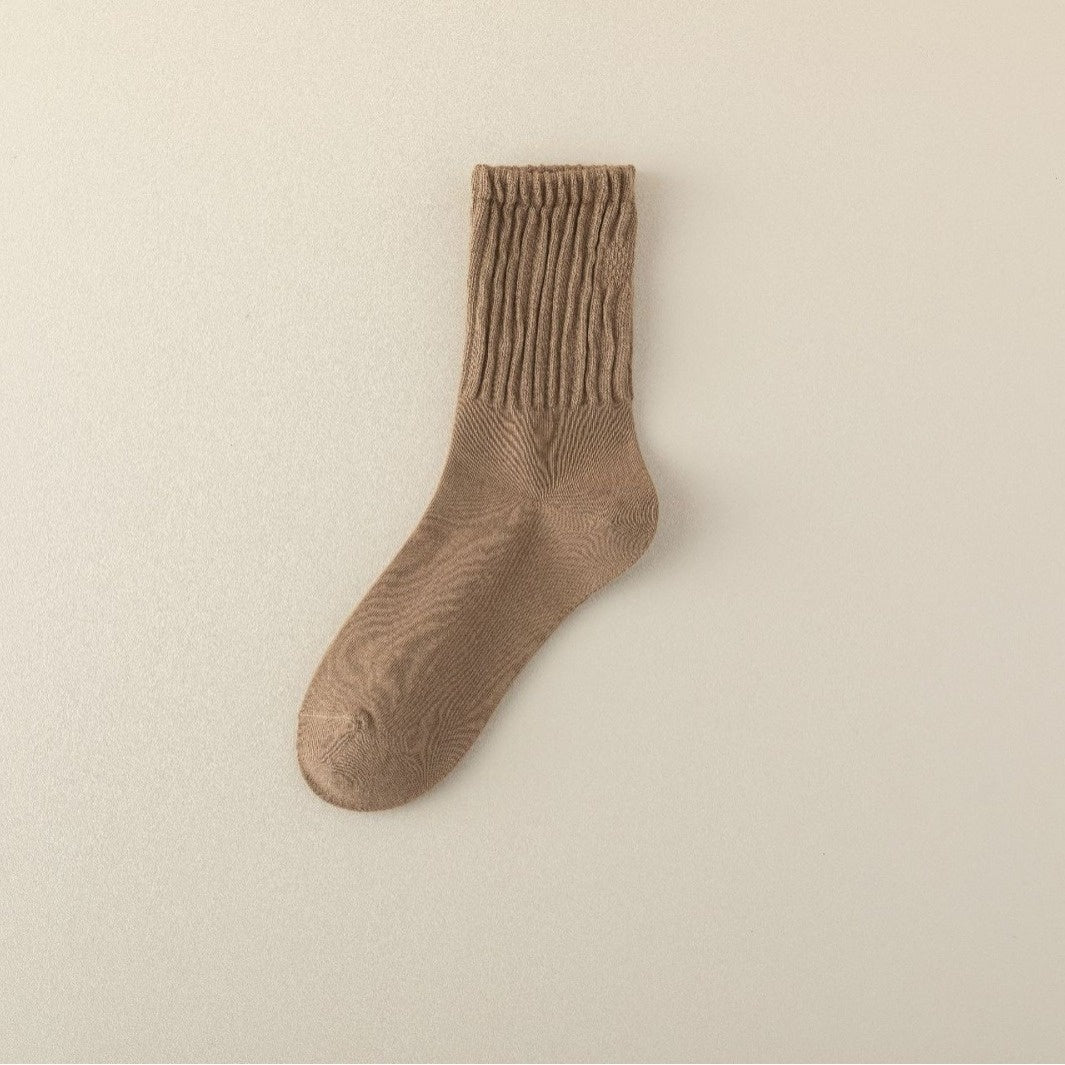 Autumn & Winter Korean Style Cotton Mid-Calf Socks for Girls – Cozy Warm Trendy
