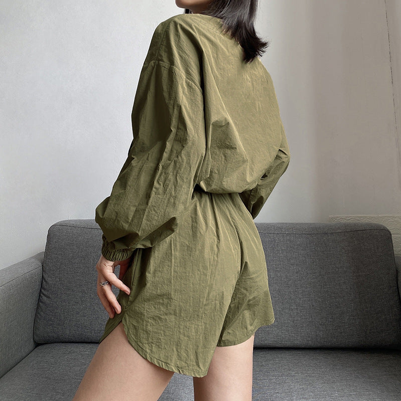 Long-sleeved Coat Shorts Two-piece Women's Army Green Zipper Stand-up Collar