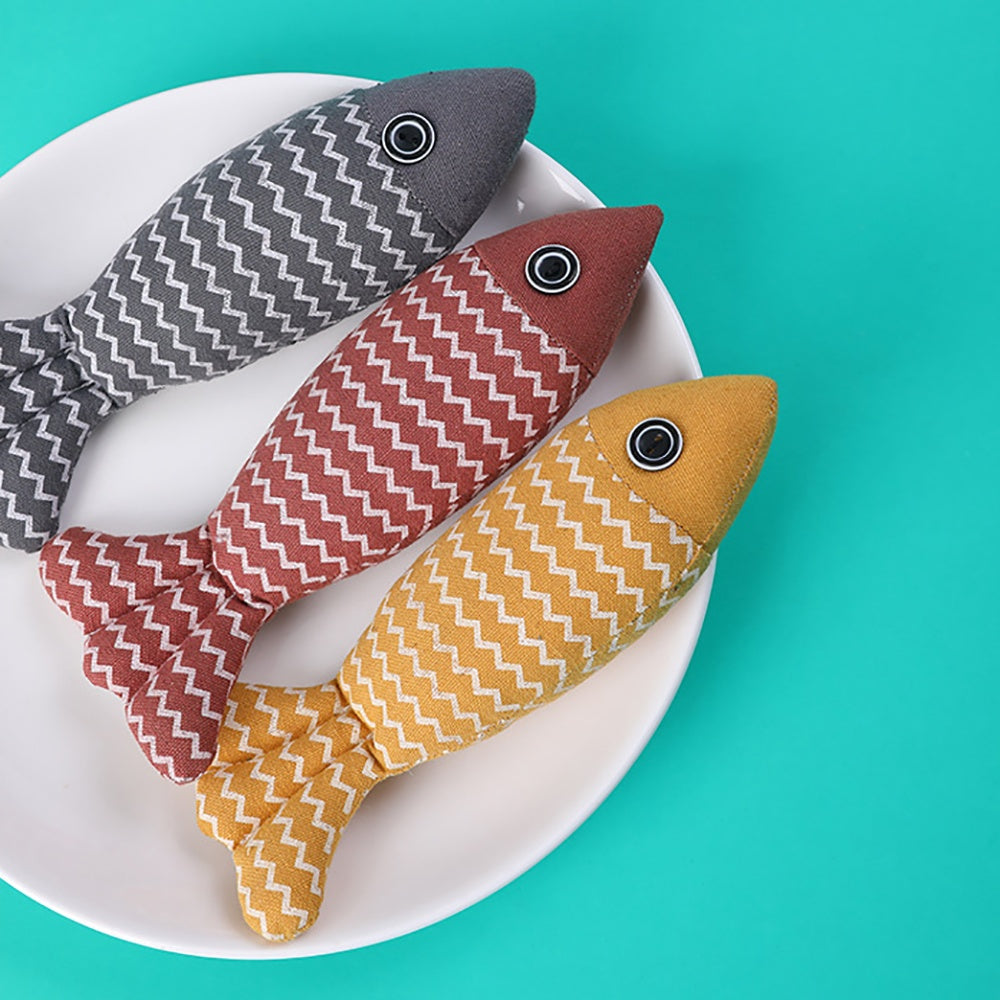 Soft Durable Burlap Catnip Fish Toy with Crinkle Sound for Interactive Indoor Play