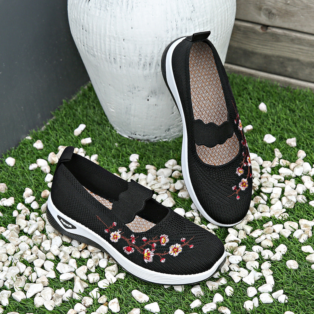 Cloth Shoes Soft Bottom Comfortable Middle-aged And Elderly Mom Shoes
