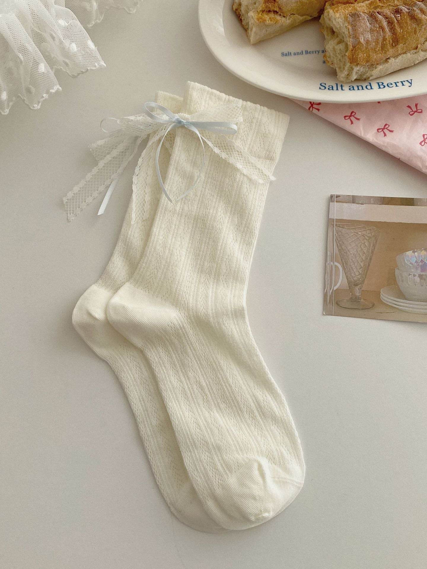Summer Thin Boneless Ballet Style Japanese Girl Lace Bow Ribbon Mid-Tube Socks for Women