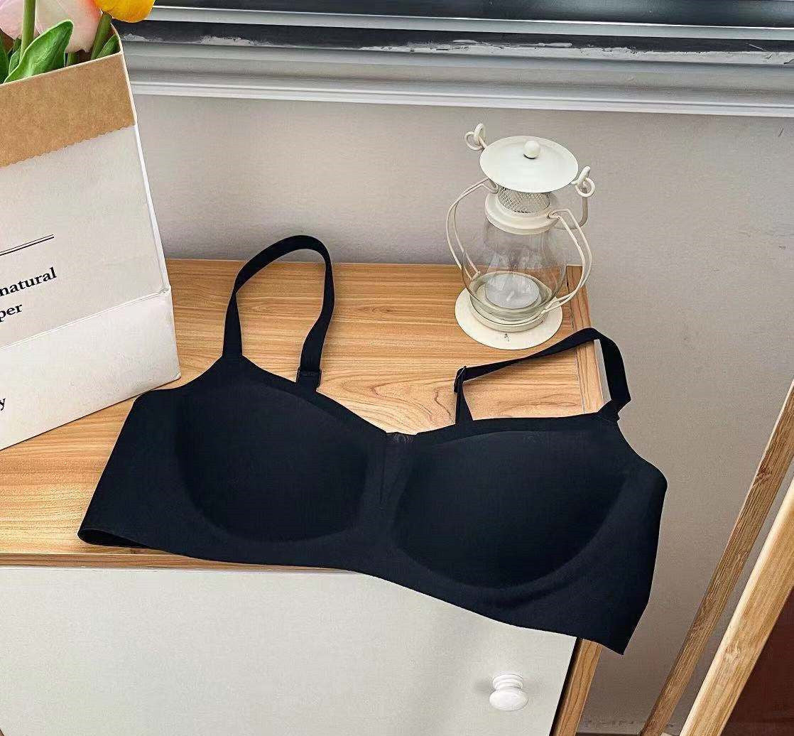Women’s Seamless Back Bra – Smooth Support