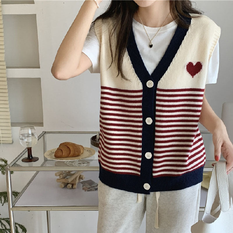 Multi-colored Stripe Heart-shaped Knitted Vest For Women Retro Outerwear Vest For Women