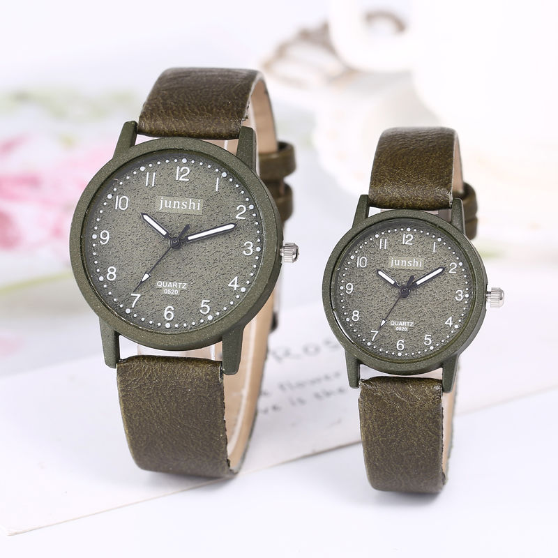 Casual Round Dial Couple’s Quartz Watches with PU Strap