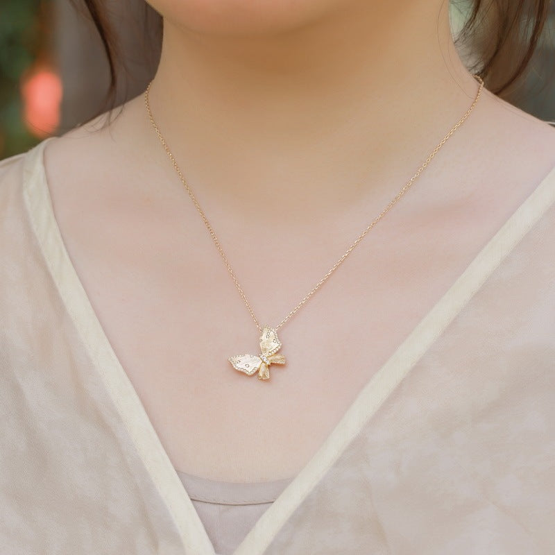 Fashion Personality Retro Butterfly Pendant For Women