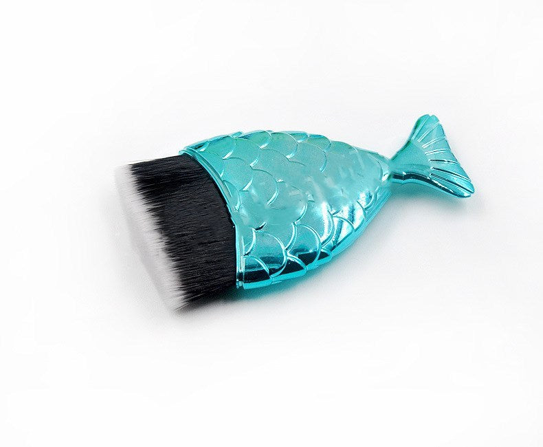 Beauty Fishtail Makeup Brush – Foundation & Blending Tool