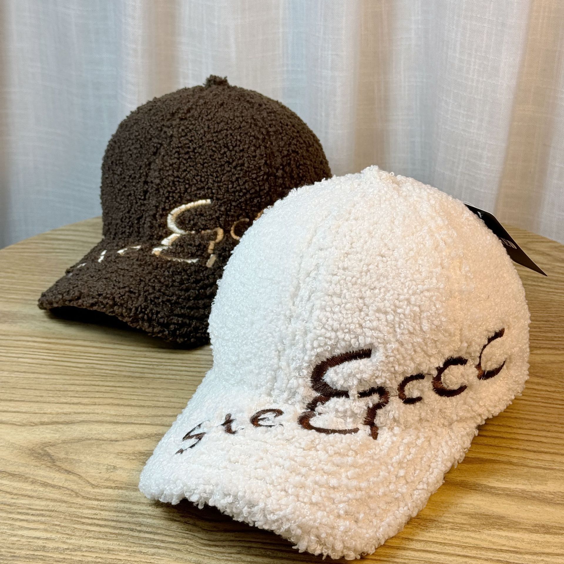 Outdoor Upgrade Warm Lamb Fur Peaked Cap – Embroidered Letters, Face-Slimming Design