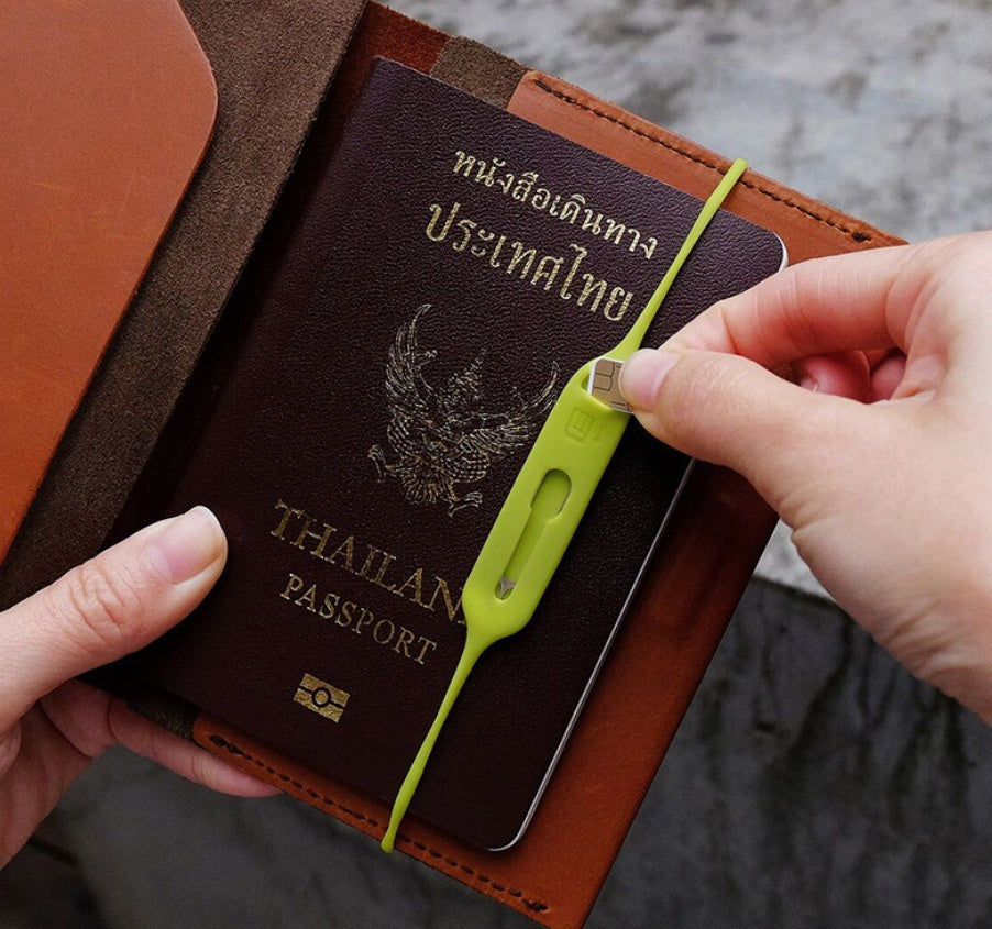Portable Anti-lost Silicone Card Slot